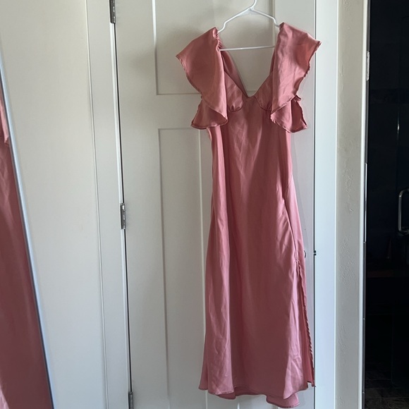 Off shoulder dress - Picture 3 of 5